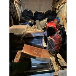 【八王子市小比企町】残置物の処分費30万がプラスに!?ノーブランド衣類も海外輸出で高価買取！の画像2