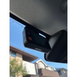 新車スズキ　ソリオ　ドライブレコーダー取り付けの画像2