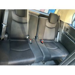 日産セレナ　嘔吐処理の画像2