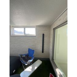 インナーバルコニーへのエアコン取付工事の画像1