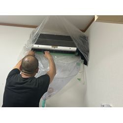 施設でのエアコンクリーニングの画像1