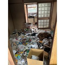 ゴミ屋敷清掃の画像1