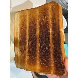 この食パン焦げてますか？の画像1
