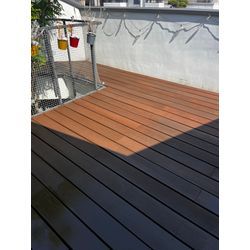 藤沢市でウッドデッキと雨戸の塗装作業😊の画像1
