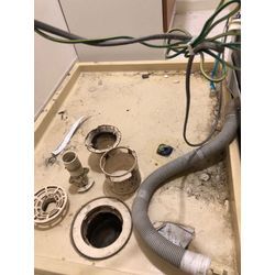 【空室清掃事例】洗濯パンの驚きのビフォーアフター！放置された汚れもプロの手でスッキリ☆の画像1