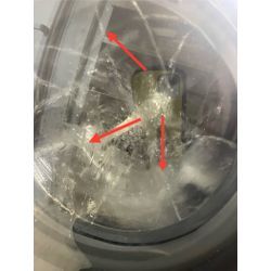 Panasonicドラム式洗濯機で多い不具合「カバー破損」についての画像1