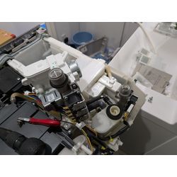 パナソニックドラム洗濯機　柔軟剤が減らない！　自動投入ポンプ交換修理の画像2