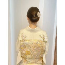 25/12/7 お宮参り　セミロング　ツルンとしたシニヨンの画像2