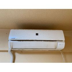 退去後の壁掛けエアコン1/5の画像1