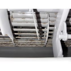 【大阪】高槻市大蔵司でエアコンクリーニングもお任せ！の画像1