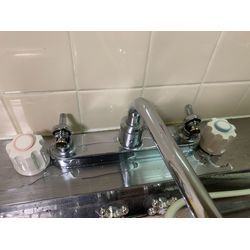 小平市　キッチン蛇口水漏れ　最安値　即日作業の画像2