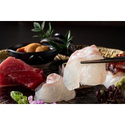 【月光の膳にて、海が囁く】の画像1