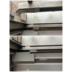 床の剥離失敗して、やり直しだの画像1