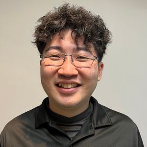 新春割引あり！クロス再生塗装｜張替え不要で新品のような仕上がりに！