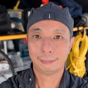 茨木より。床下と建物外周に対して粒剤＋液剤の２種類を駆使して駆除を行います。