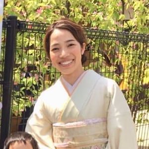 【\ 夏割引 /  7.8月お値下げ中　時間外相談可】結婚式 　七五三　振袖