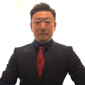 フロアコーティング専門店　高光沢でグリップ力に優れ高耐久、高品質のコーティング