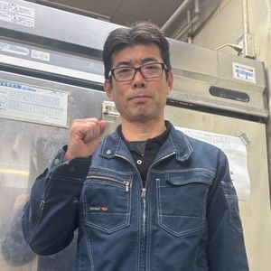 深呼吸したくなる部屋に！　空気触媒塗料による壁紙の塗り替え