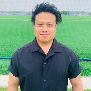 【窓ガラスフィルム施工専門店】様々なメーカー取扱い経験あり！3児のパパが奮闘中！