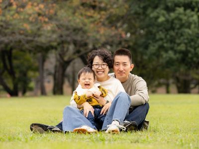 ★みんなの笑顔お任せ！★大人数もOK！公園散歩、食事会など家族写真をプロが撮影！
