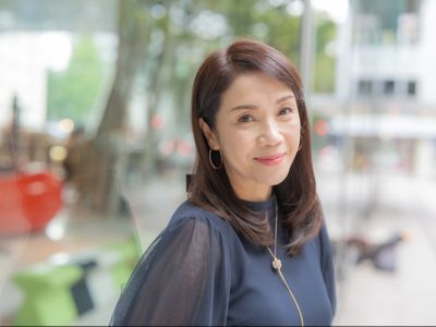 お好きな場所でスタジオ撮影もOK　３０分17,000円のライトプランもあります！