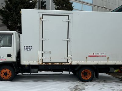 【写真で簡単見積もり】2トン箱車　◎即日可能　2〜3名作業　大量大歓迎！