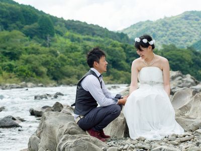 思い出のロケーションで思い出に残る写真を前撮りします！