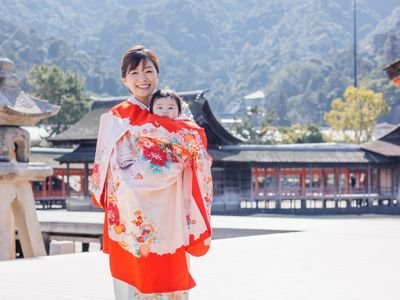 【お宮参り撮影】Jun3photoがご家族の自然な雰囲気を撮影いたします。