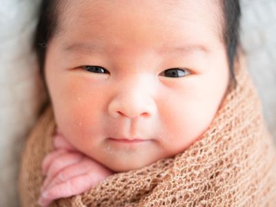 今なら、3,000円割引中！現役助産師による生花で彩るニューボーンフォト撮影♡
