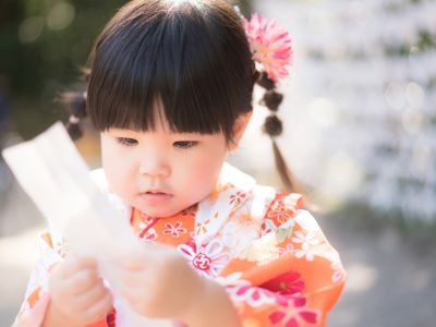 ＜大隅半島発＞子供大好きカメラマンお宮参りの大事な一瞬を切り取ります
