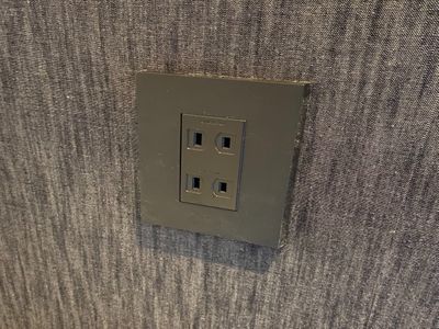 低圧電気取扱業務、電気工事施工管理技士、電気工事士免許習得者で安心♪