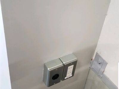 お気軽に御相談ください(工事保険加入・一種電気工事資格取得)