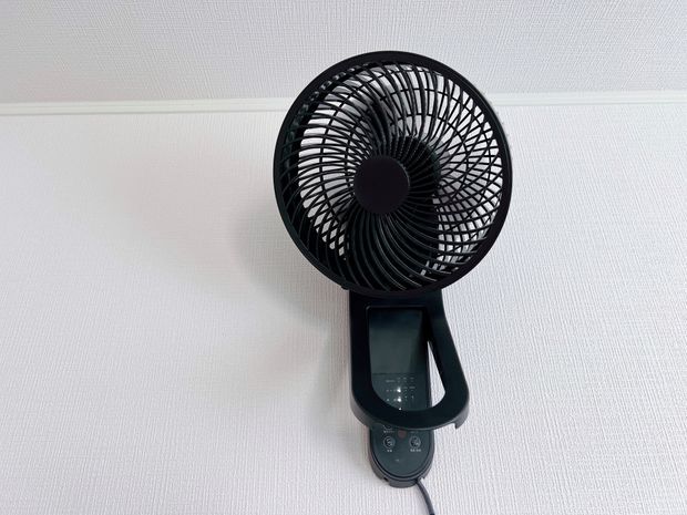 壁掛け扇風機をおしゃれに設置するメリットや注意点3つ - くらしのマーケットマガジン