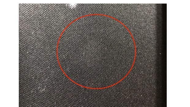 実証 車のシートのファンデ ション 口紅汚れの落とし方 プロの車内清掃とは くらしのマーケットマガジン