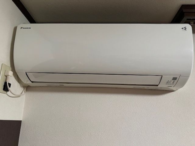 ■エアコンの取り付け　　写真の店長が伺います