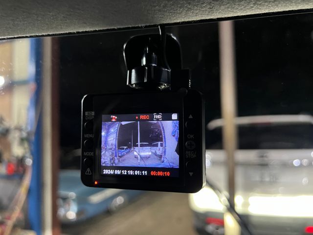 500台以上の取付け実績で、確実・丁寧で安心施工！トラック・バスなども対応可能！