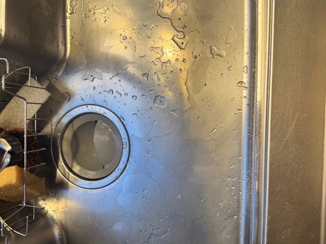 お客様のお力になります！経験と知識を活かして迅速丁寧に作業いたします！