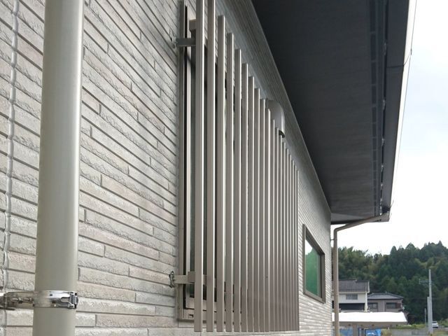 防犯対策◎お洒落な面格子で外観もオシャレに◎