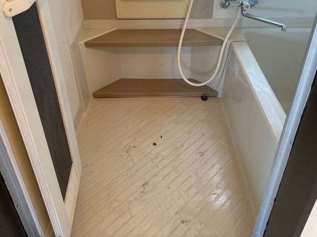 元プロキックボクサーの清掃！作業中のセキュリティー面はご安心下さいませ。