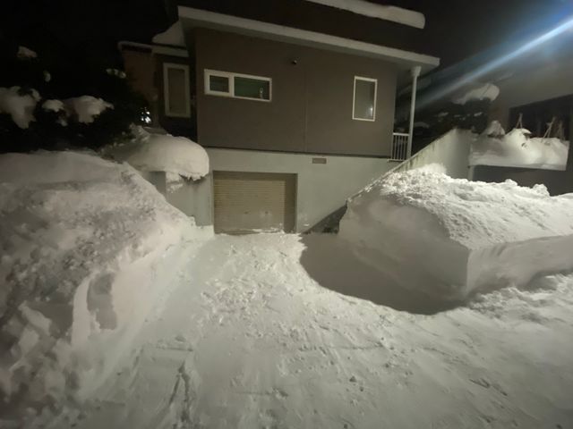 【口コミ高評価】安心して任せられる雪かきと雪おろし！｜ASH雪かき隊