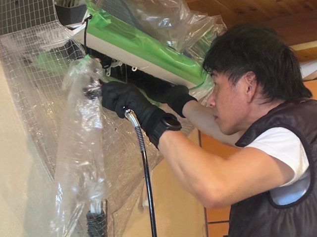 環境によって洗剤を使い分け◆複数台割引あり☆土日限定で女性スタッフ同行いたします