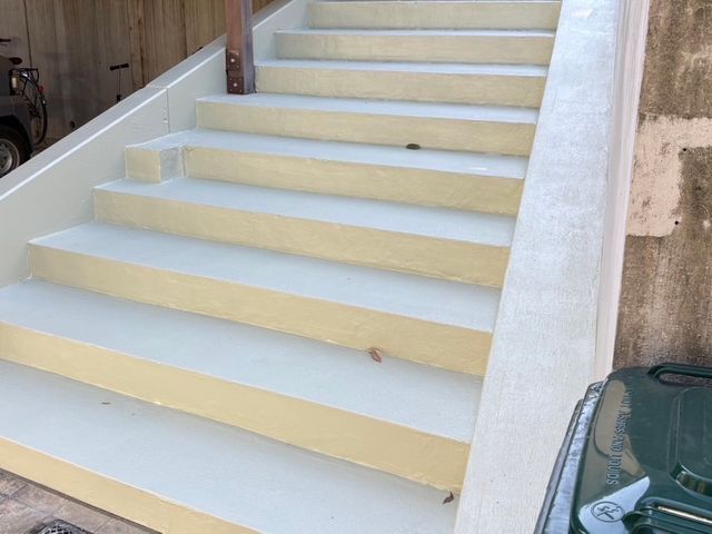 割れ、欠けのあるコンクリート補修します！