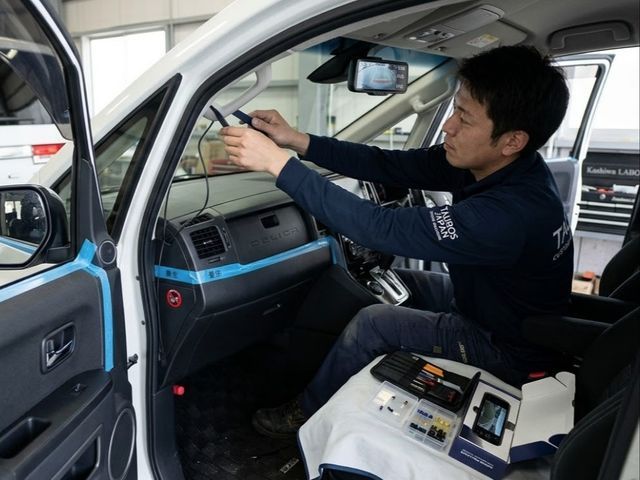 デジタルインナーミラー出張取付｜プロの裏どり配線・セパレート型も同一料金