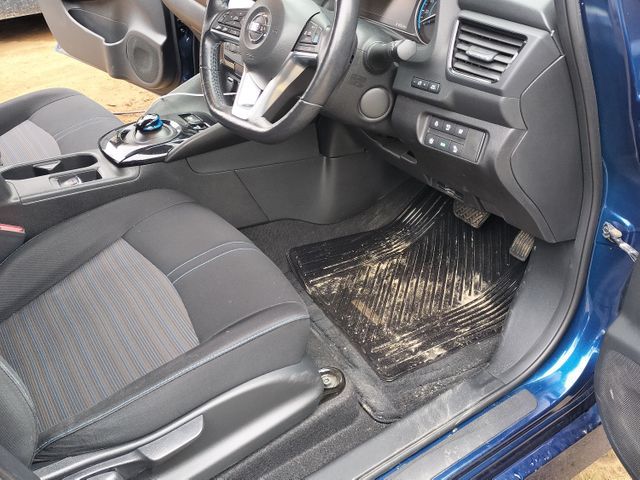 車内掃除専門店