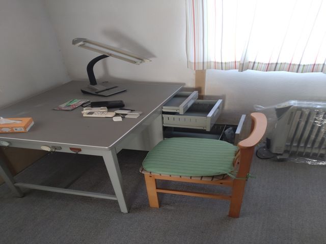 ご家族様の大切なお品の整理をお手伝い。遺品整理・生前整理・家財撤去・空き家片付けサービスの画像