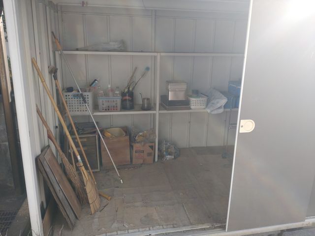 ご家族様の大切なお品の整理をお手伝い。遺品整理・生前整理・家財撤去・空き家片付けサービスの画像