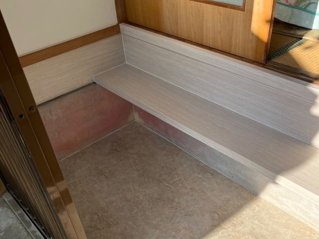 ダイノックシート貼り付け