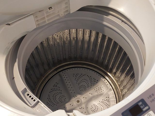 洗濯機の簡易洗浄、分解洗浄、一生懸命やってます。お客様の笑顔が見たいです！