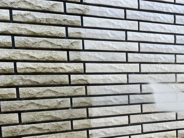 【高圧洗浄経験15年】【北面洗浄のみOK】伸縮ブラシの使用で足場が不要！！