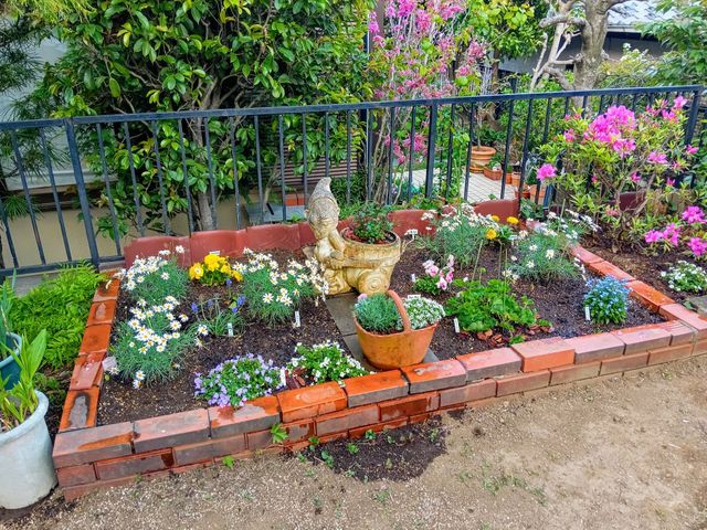 水やり☆親切丁寧を心掛け、ご満足いただけるように心を込めて作業いたします